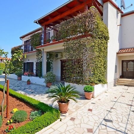 Apartments Milan Rovinj Bagian luar foto