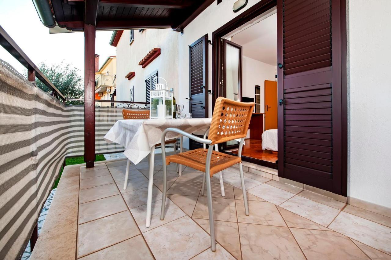 Apartments Milan Rovinj Bagian luar foto