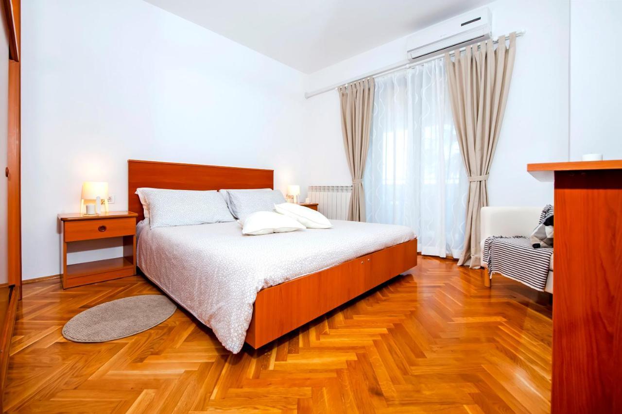 Apartments Milan Rovinj Bagian luar foto